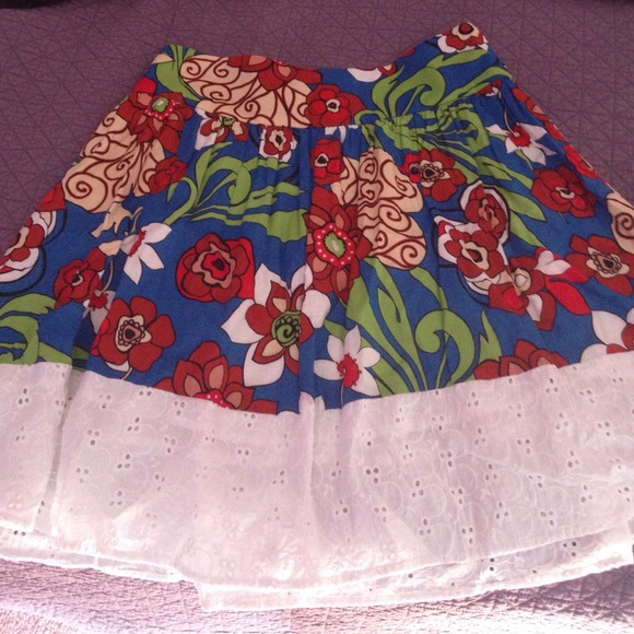 Charlotte Russe flowy skirt