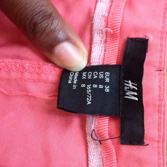 Salmon/ pink coral capri pants - Picture 2 of 4