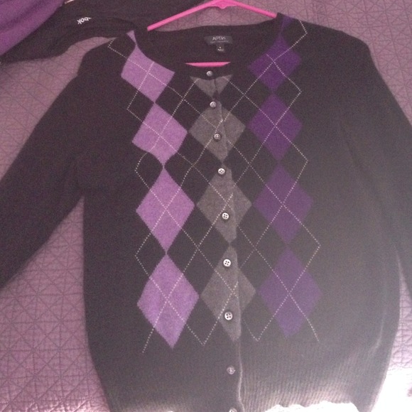 Cashmere argyle sweater