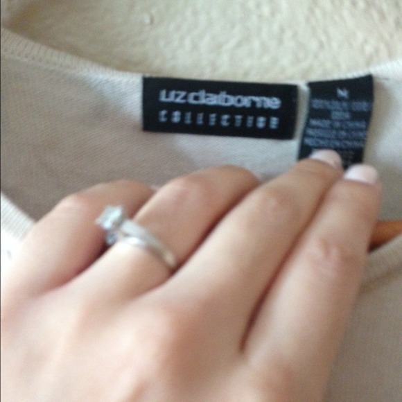 🚫Sold in bundle! Vintage Floral Top - Picture 2 of 4