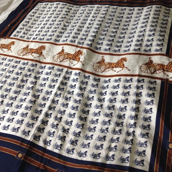 scarf - Picture 2 of 4