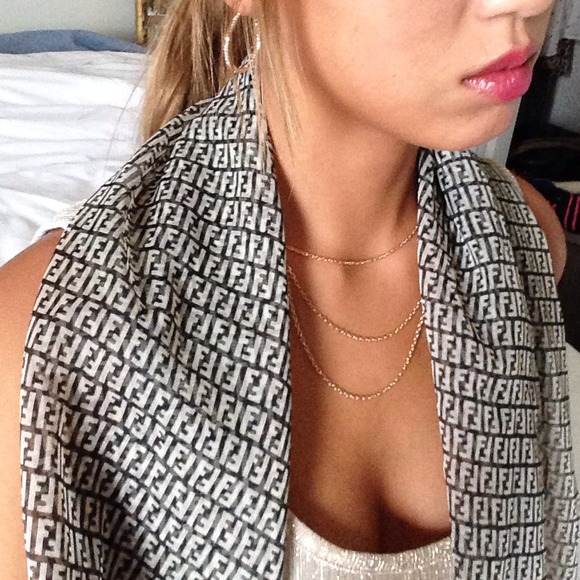 Scarf - Picture 2 of 4