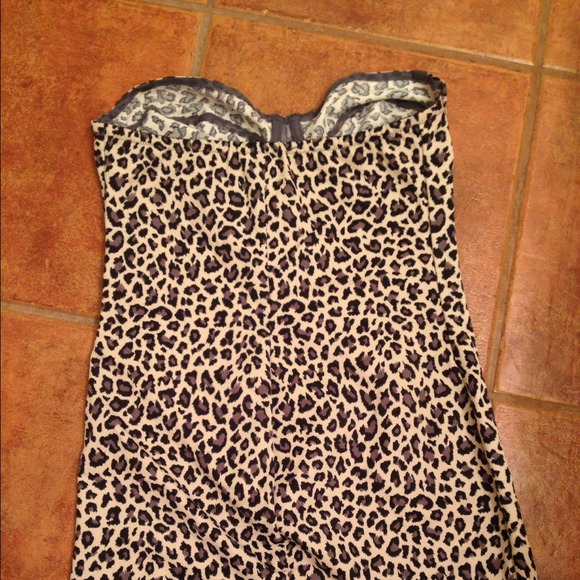 ❌Sold Animal Print Tube Top - Picture 2 of 4