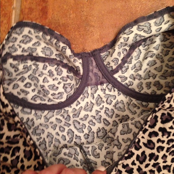 ❌Sold Animal Print Tube Top - Picture 3 of 4