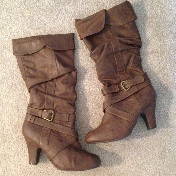 Boots - Medium Brown Leather Boots