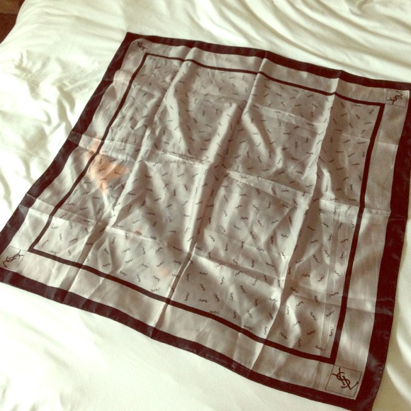 Damaged classic scarf grey