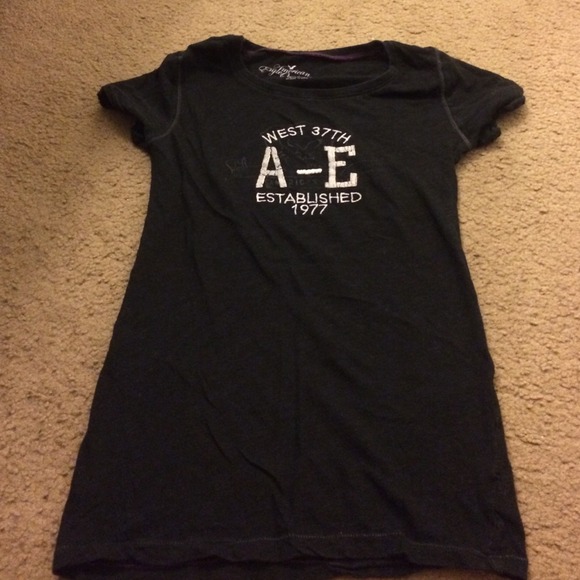 American Eagle shirt