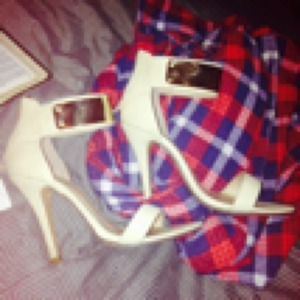 gold band heels