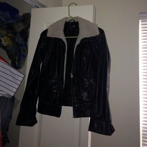 Black sporty jacket