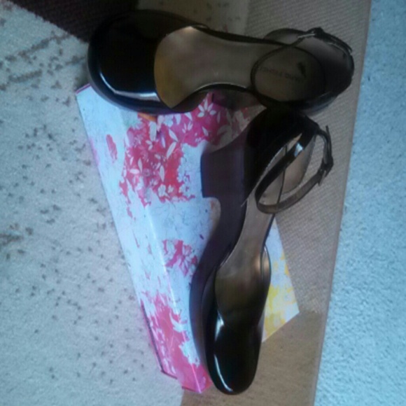 Marc Fisher Fedie d'Orsay Heels