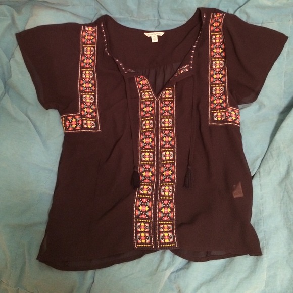 American Eagle shirt