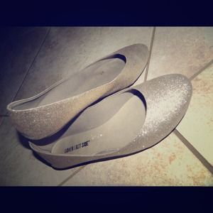 Sparkly gold flats