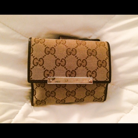 Gucci Flap French Wallet - Picture 1 of 4