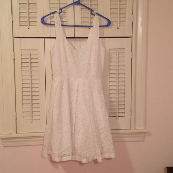 ⚡️⚡️White dress⚡️⚡️