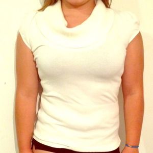 ALL ITEMS MUST GO ▪️ White top