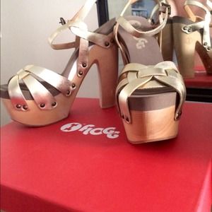 🎉 Reduced!!! 🎉 Gorgeous FLOGG's