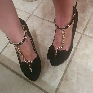 Black bow heels