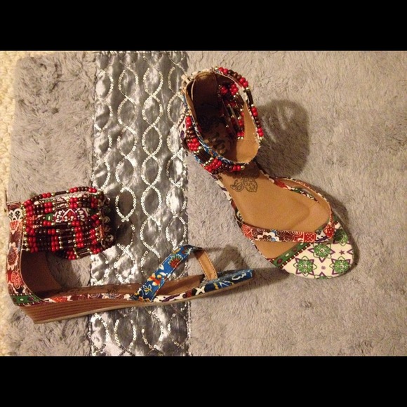 Adorable Mudd Sandles!! Sz8
