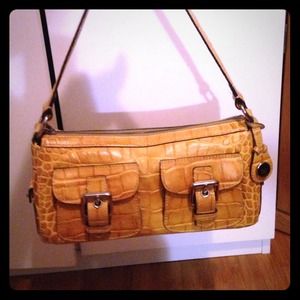 Dooney & Bourke leather bag