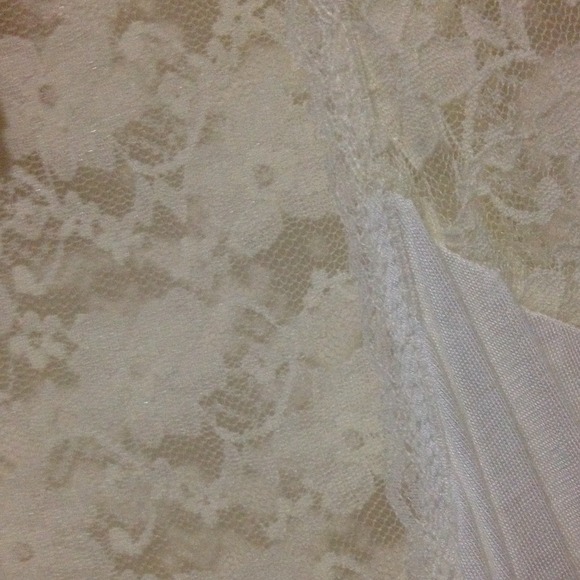 Sleeve less lace cardigan - Picture 4 of 4