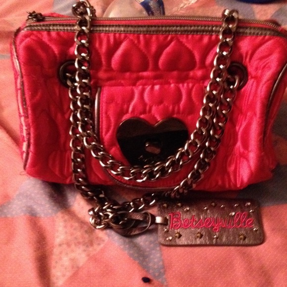 Super Cute Betsey Johnson 🎀💄