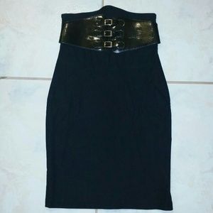 High waisted Pencil skirt with belt