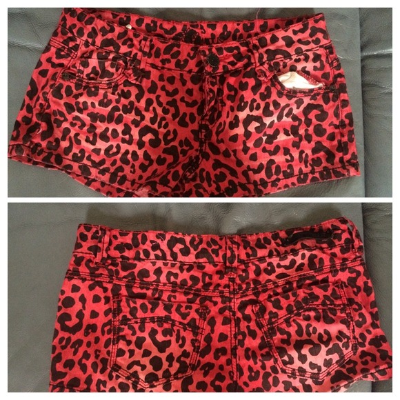 Cute, black and red animal print shorts!