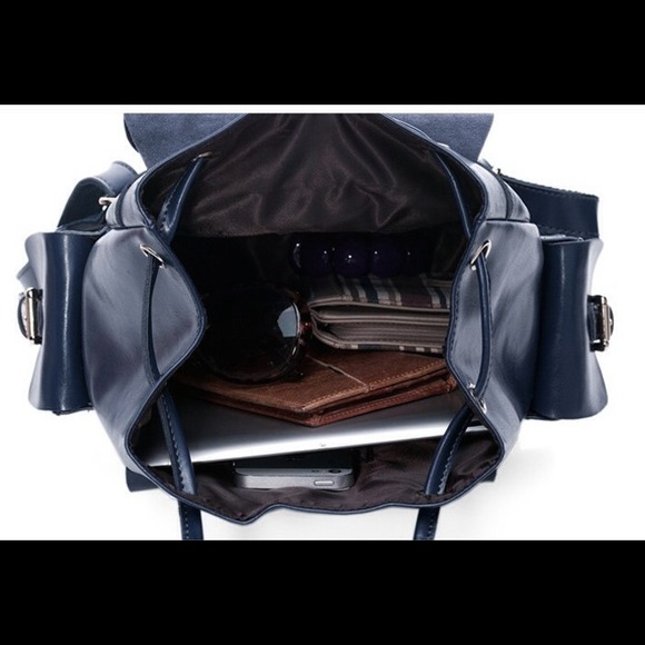 Genuine leather backpack - Picture 3 of 4