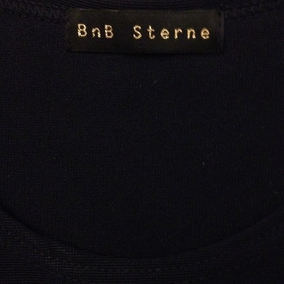 Dress - Picture 3 of 4