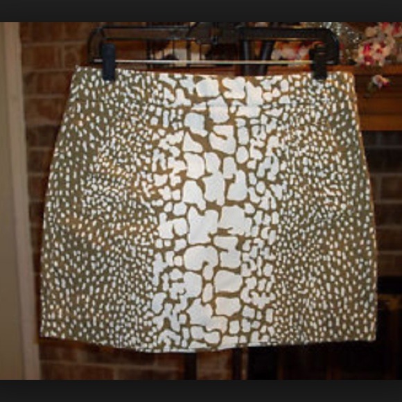 🌷 J Crew Animal Print Miniskirt - sz 10 - Picture 2 of 2