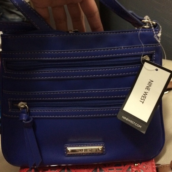 ❌❌Sold❌❌. Nine West crossbody blue