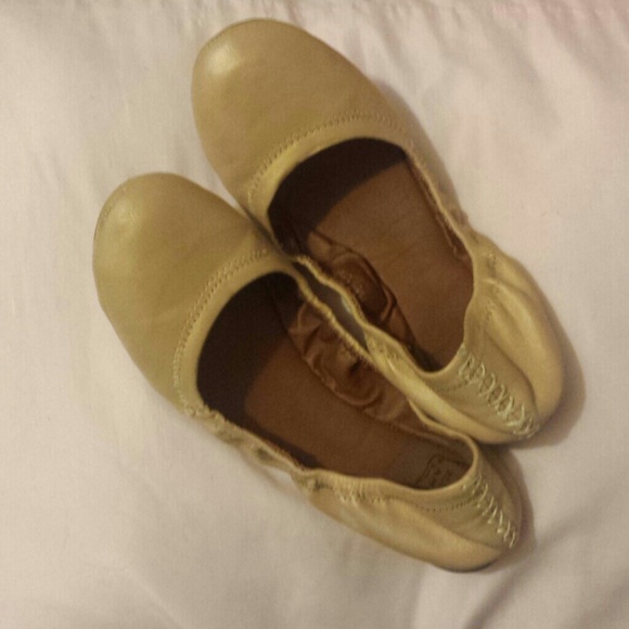lucky brand flats