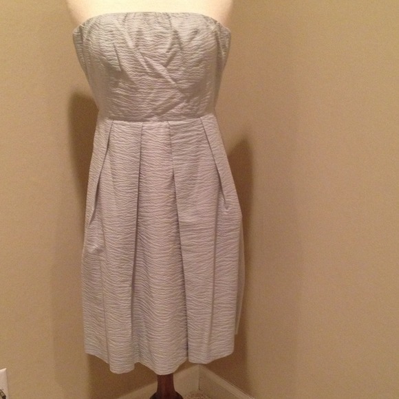 Strapless dress