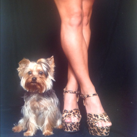 ✨Meet your buyer/seller!! FEEDBACK WELCOME✨ - Picture 2 of 4