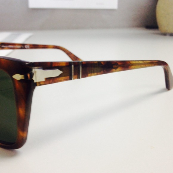 Tortoise shell Persol sunglasses - Picture 3 of 4