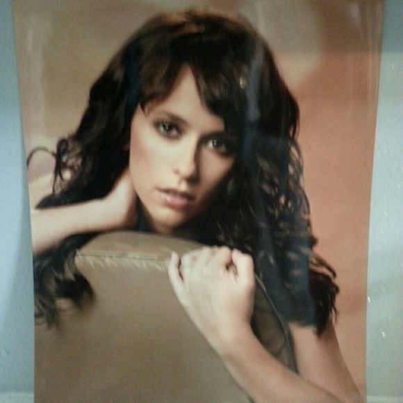 Photo of Jennifer Love Hewitt.