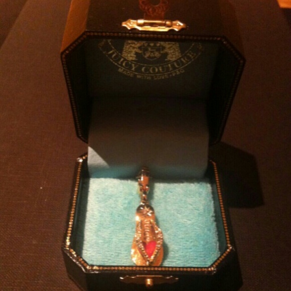Juicy Couture 2 Charm Bundle