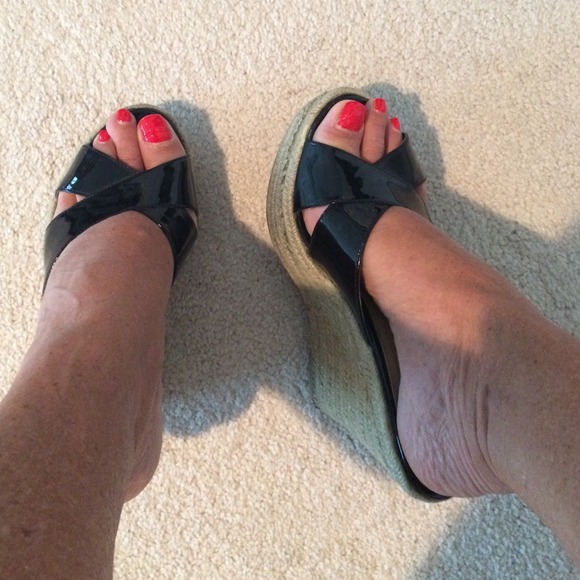 STEVE MADDEN Black Espadrilles Wedges - Picture 3 of 3