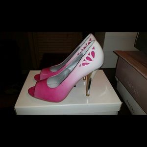 BRAND NEW Bakers heels