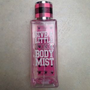PINK body mist
