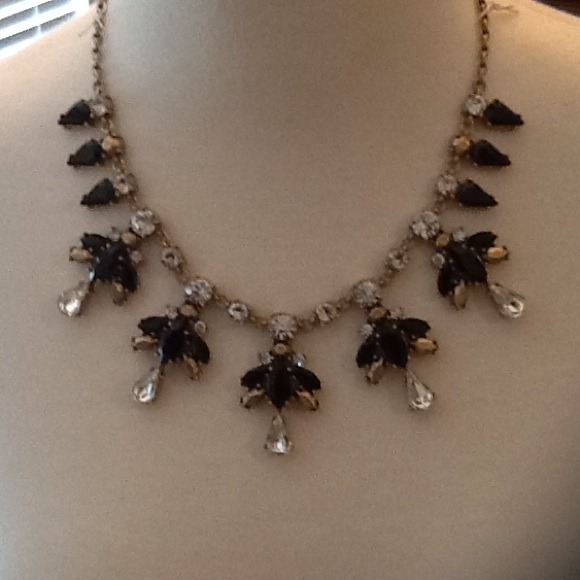 SOLD IN BUNDLE NWT J.Crew black statement necklace