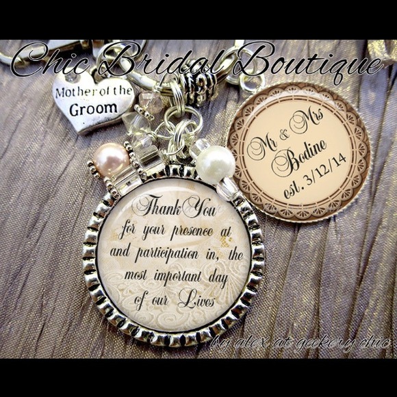 Vintage lace wedding gift 4 mothers & bridesmaids - Picture 1 of 4