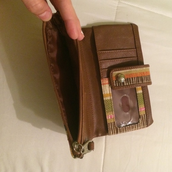 Relic Wallet - Picture 3 of 4