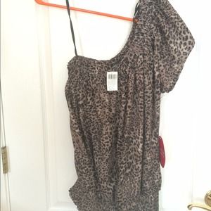 Wet seal cheetah one shoulder top