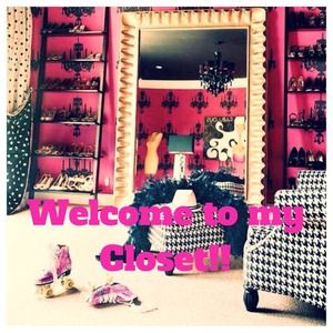 Hello and Welcome to my closet!
