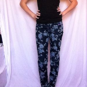 Floral print American Eagle denim leggings