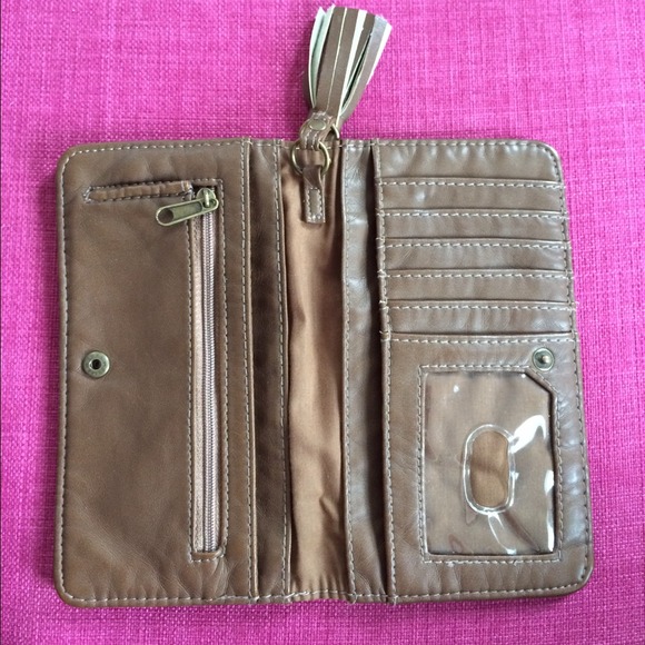 wallet - Picture 2 of 3