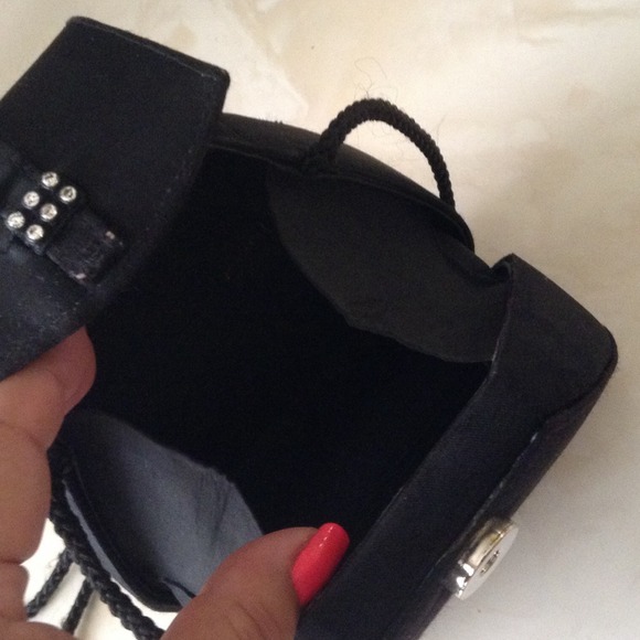 Nice little evening purse. - Picture 2 of 4