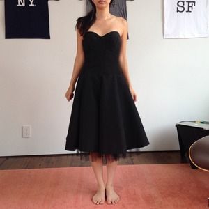 Nicole Miller sweetheart black strapless dress