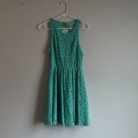 dress!